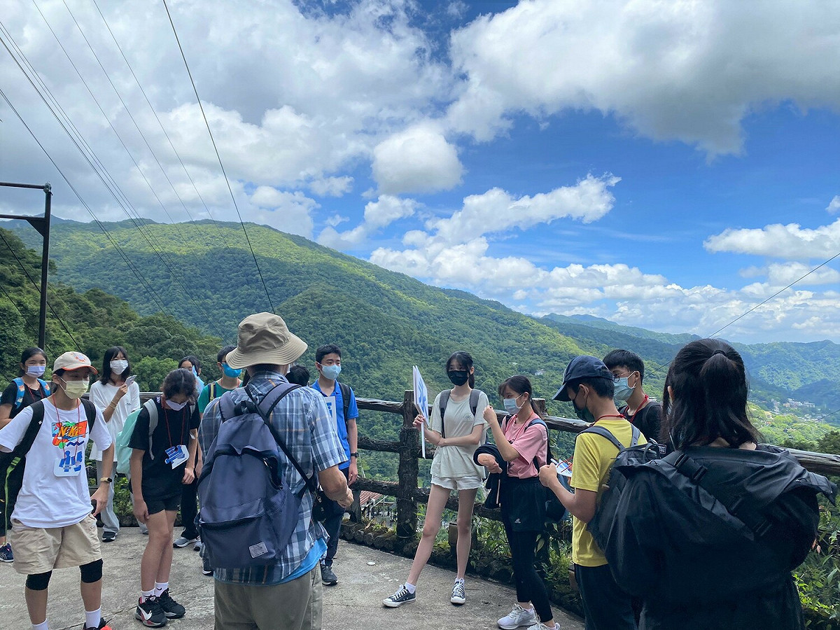 烏來雲仙樂園生態導覽。