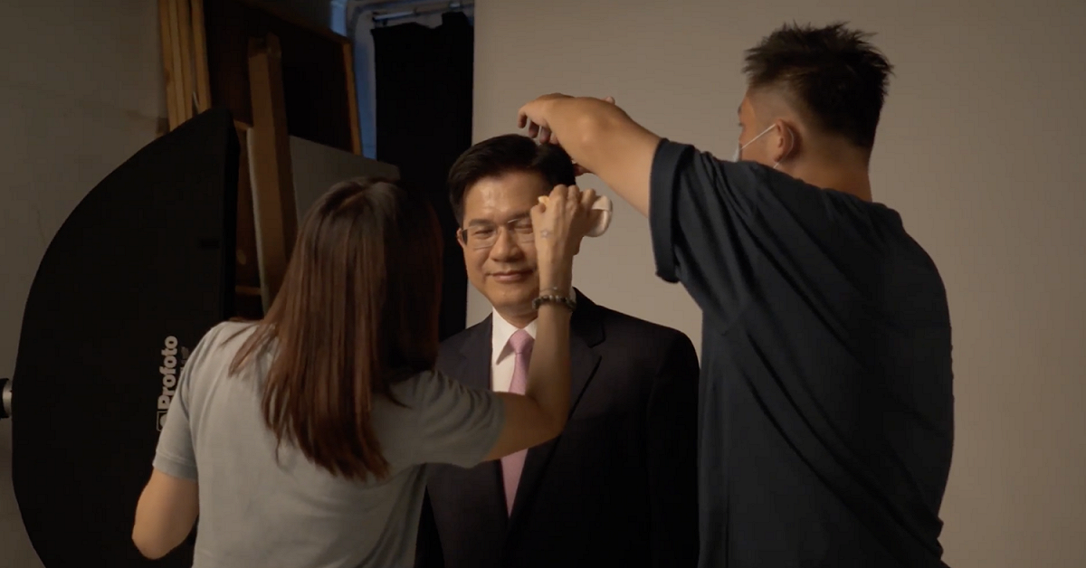 民進黨新北市長參選人林佳龍拍攝定裝照。 圖：林佳龍競選辦公室 / 提供