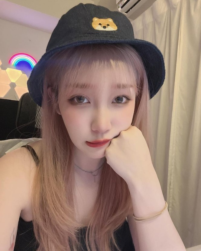 實況主劉萱。