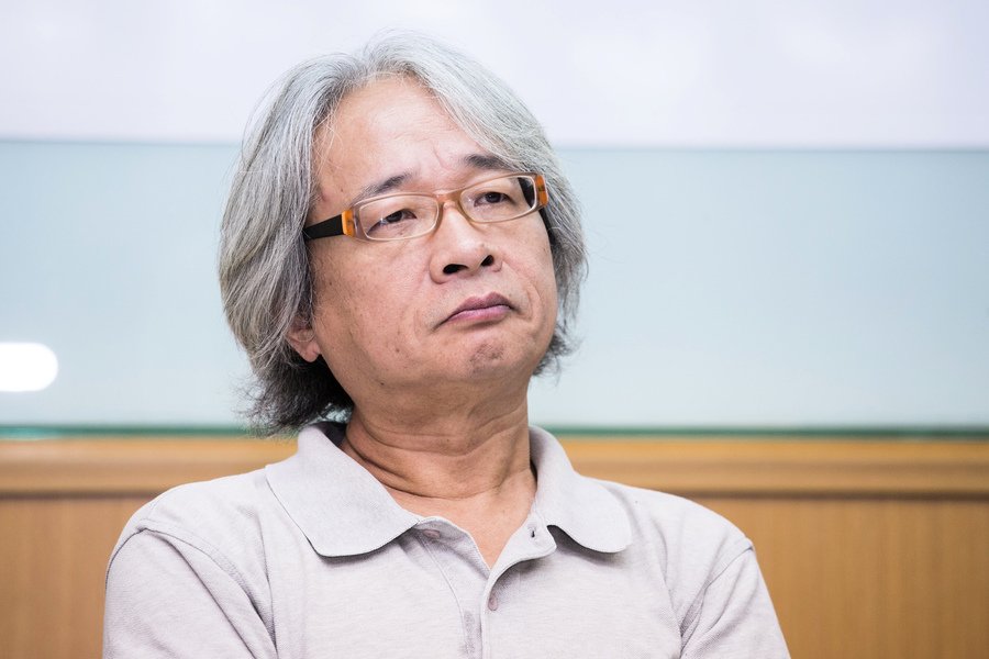 馮光遠稱新竹棒球場事件讓民進黨走向國民黨化，問題一堆事自然。 圖：翻攝自大紀元