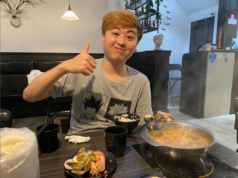 實況主龜狗。