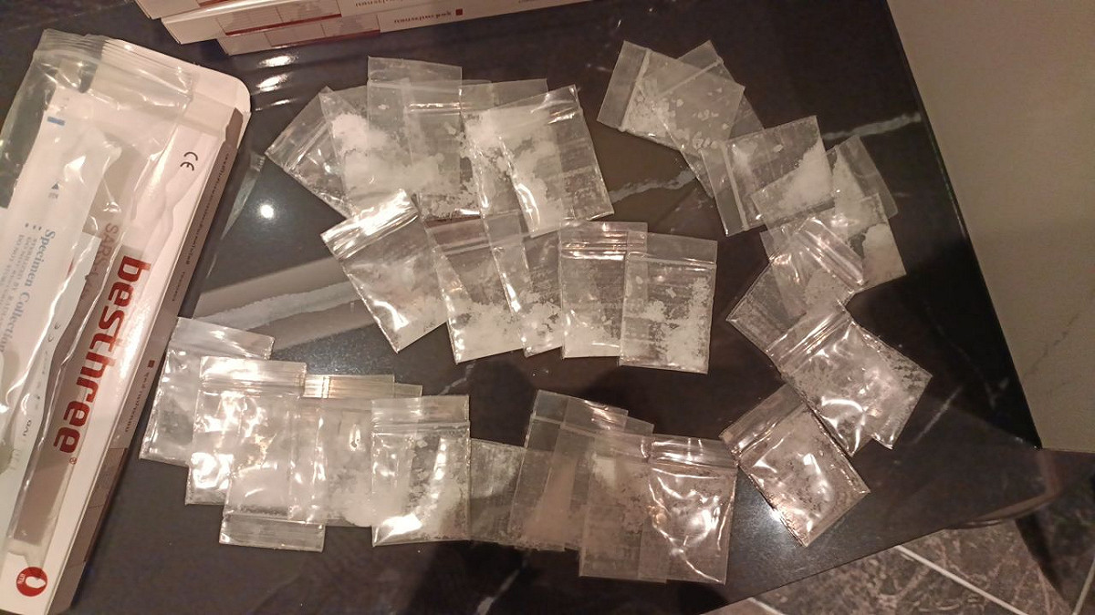 墨西哥城警方於當地時間 7 月 26 日查獲一批 1.6 噸重的古柯鹼。（毒品示意圖） 圖：翻攝自@MrMuy6推特