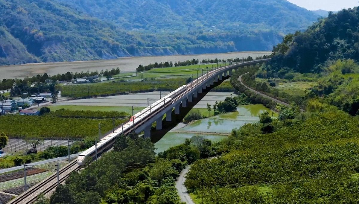 花蓮鐵路立體化案遭要求重評估與分擔經費，交通部否認拖延。 圖：交通部鐵道局 / 提供
