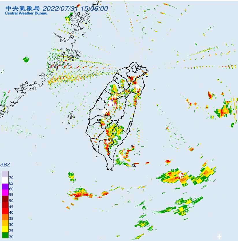 雷雨狂轟台中、南投，警報持續至16:15。 圖：翻攝自中央氣象局官網