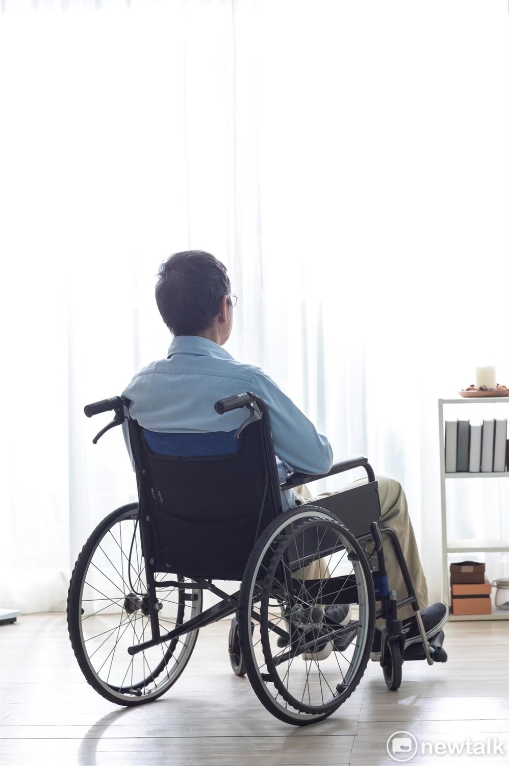 醫師在詢問病情時，常會需要了解家族遺傳疾病，以及其他家人狀況。ICU醫陳志金分享遇到的小故事，驚嘆護理師在4句話之間就套出病患「養細姨」。(示意圖) 圖：新頭殻資料照