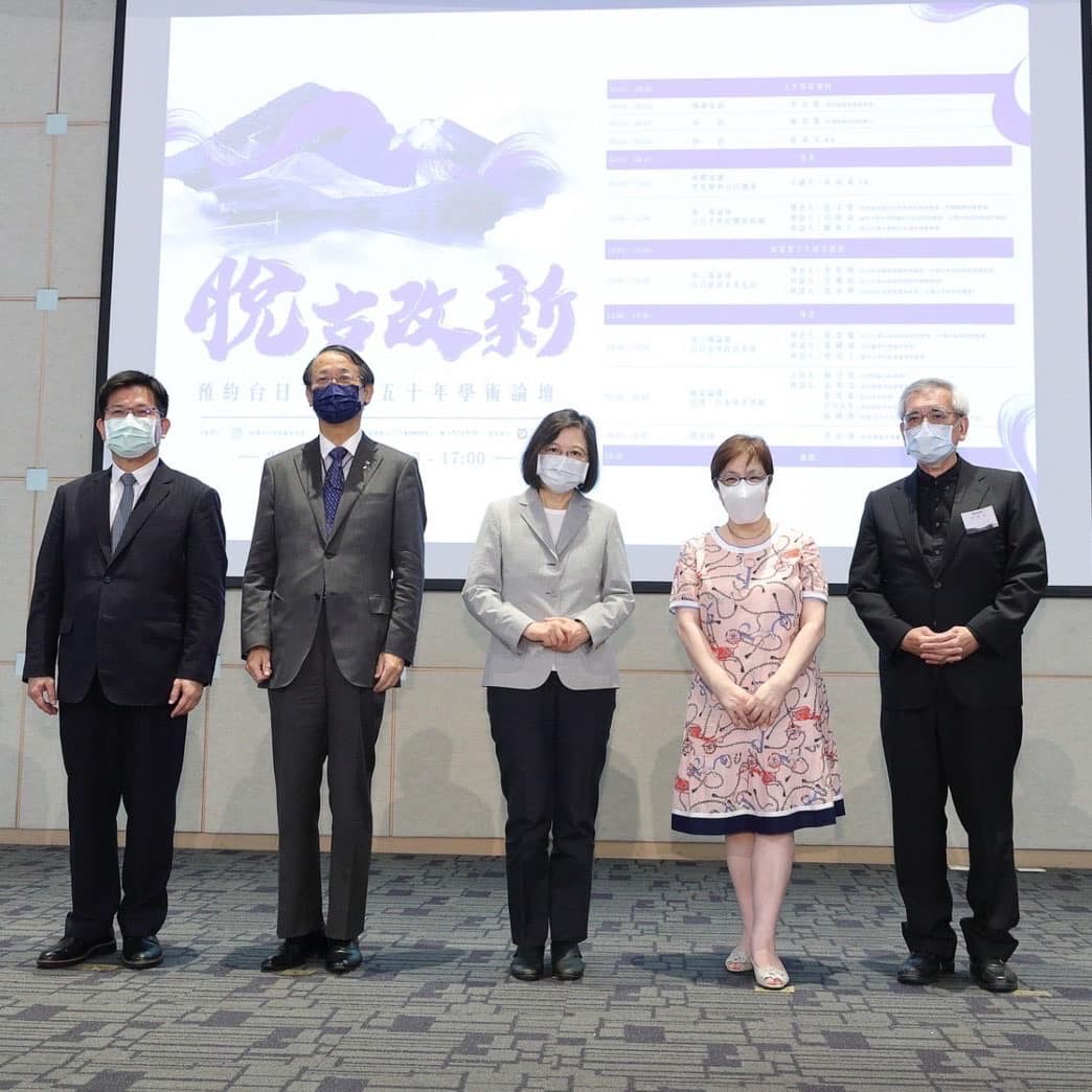 前交通部長林佳龍於會上表示，「脫古改新」的轉變需要勇氣，李登輝「民之所欲、常在我心」的精神是雖千萬人吾往矣，這已經是一種境界。 圖：擷自林佳龍臉書