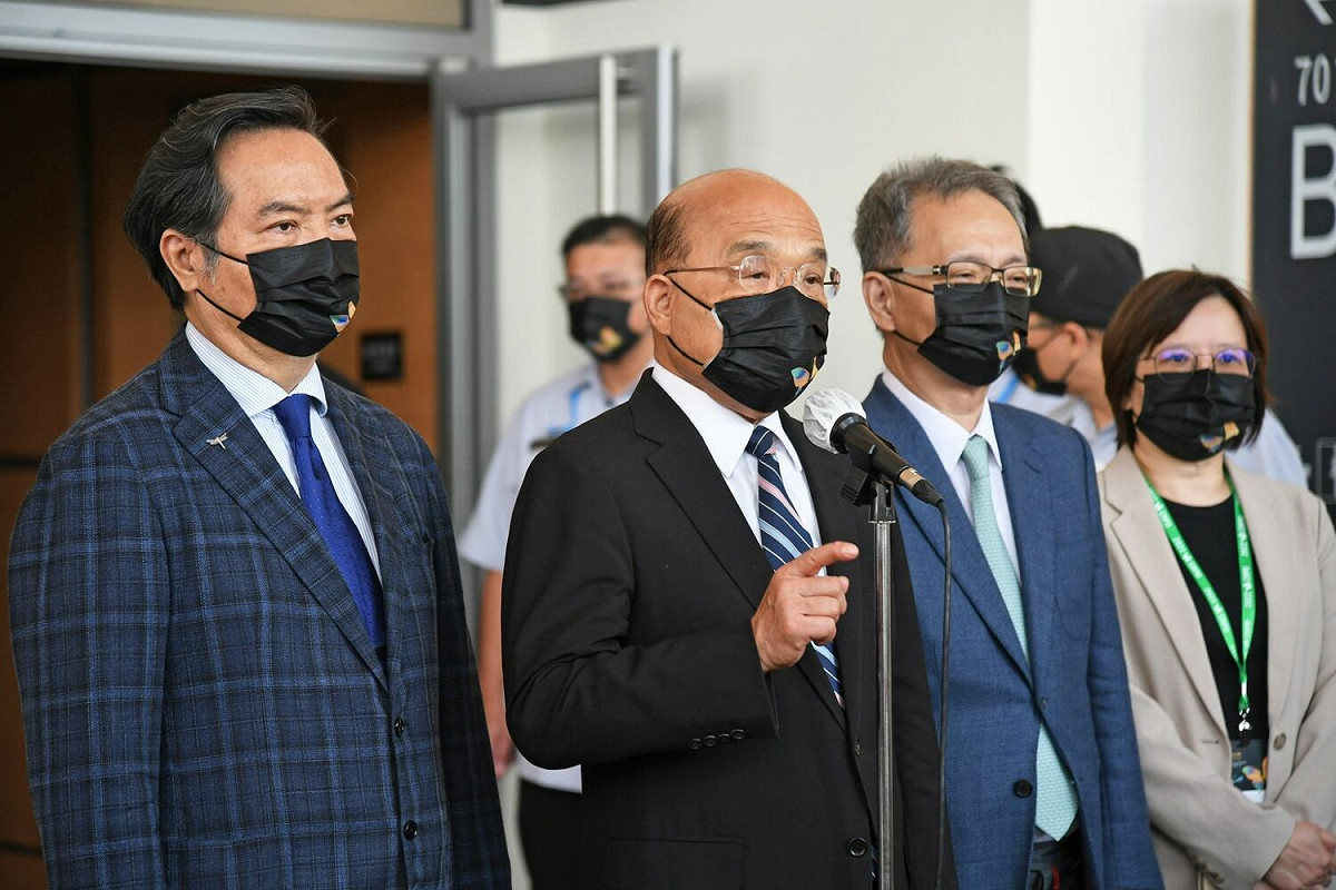 行政院長蘇貞昌今（1）日上午出席「身心障礙者權利公約第二次國家報告國際審查會議開幕式」前接受媒體聯訪。 圖：行政院提供
