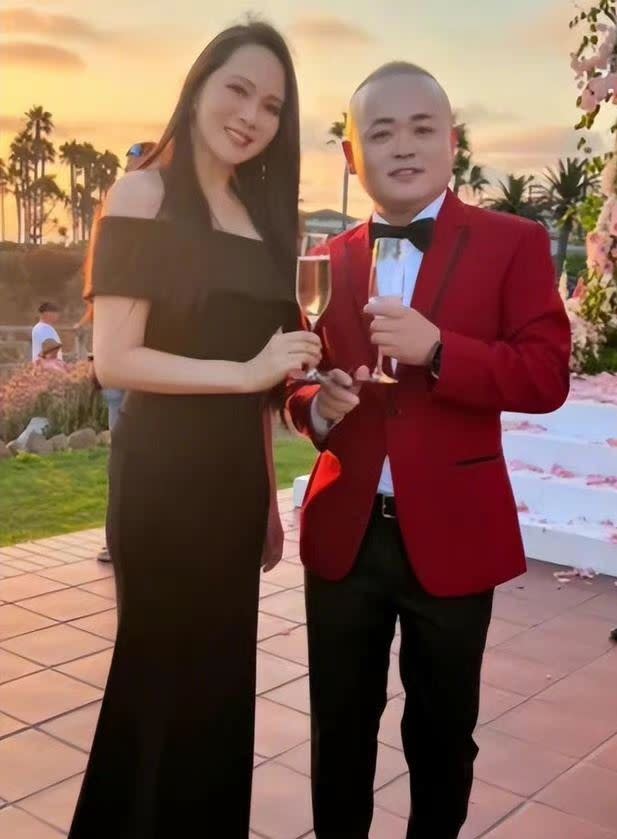 伊能靜與Andy合照。