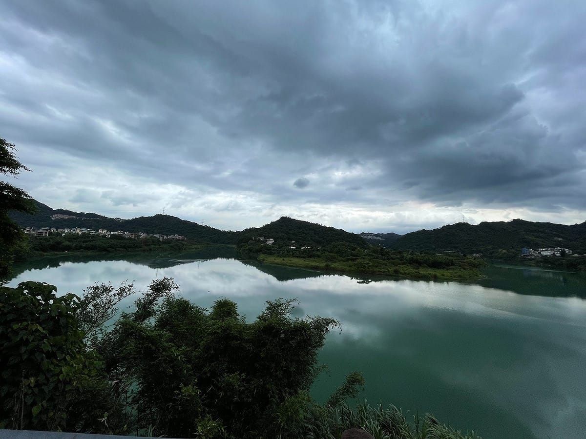 淨水場附近風光明媚。 圖：新北市動保處提供