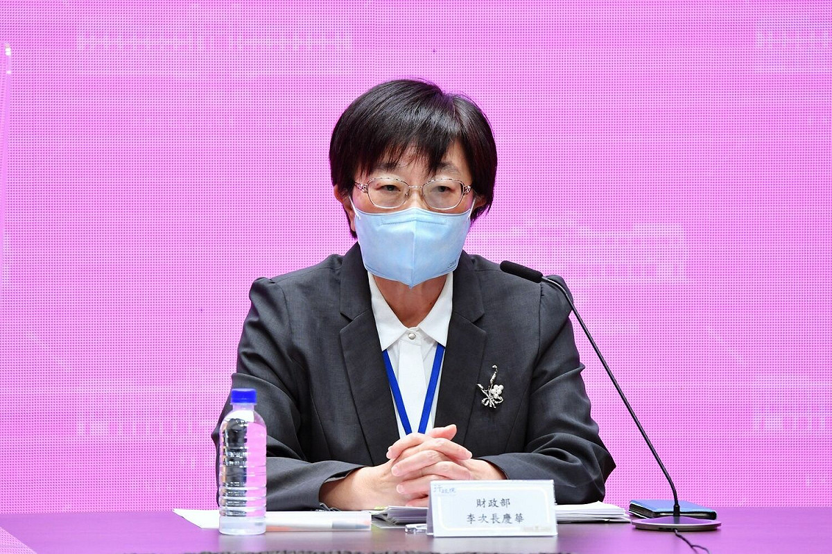 財政部次長李慶華。
