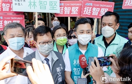 對於中國在台周邊大規模軍演，林智堅和鄭文燦均譴責是破壞和平、民主的做法。 圖：林昀真／攝