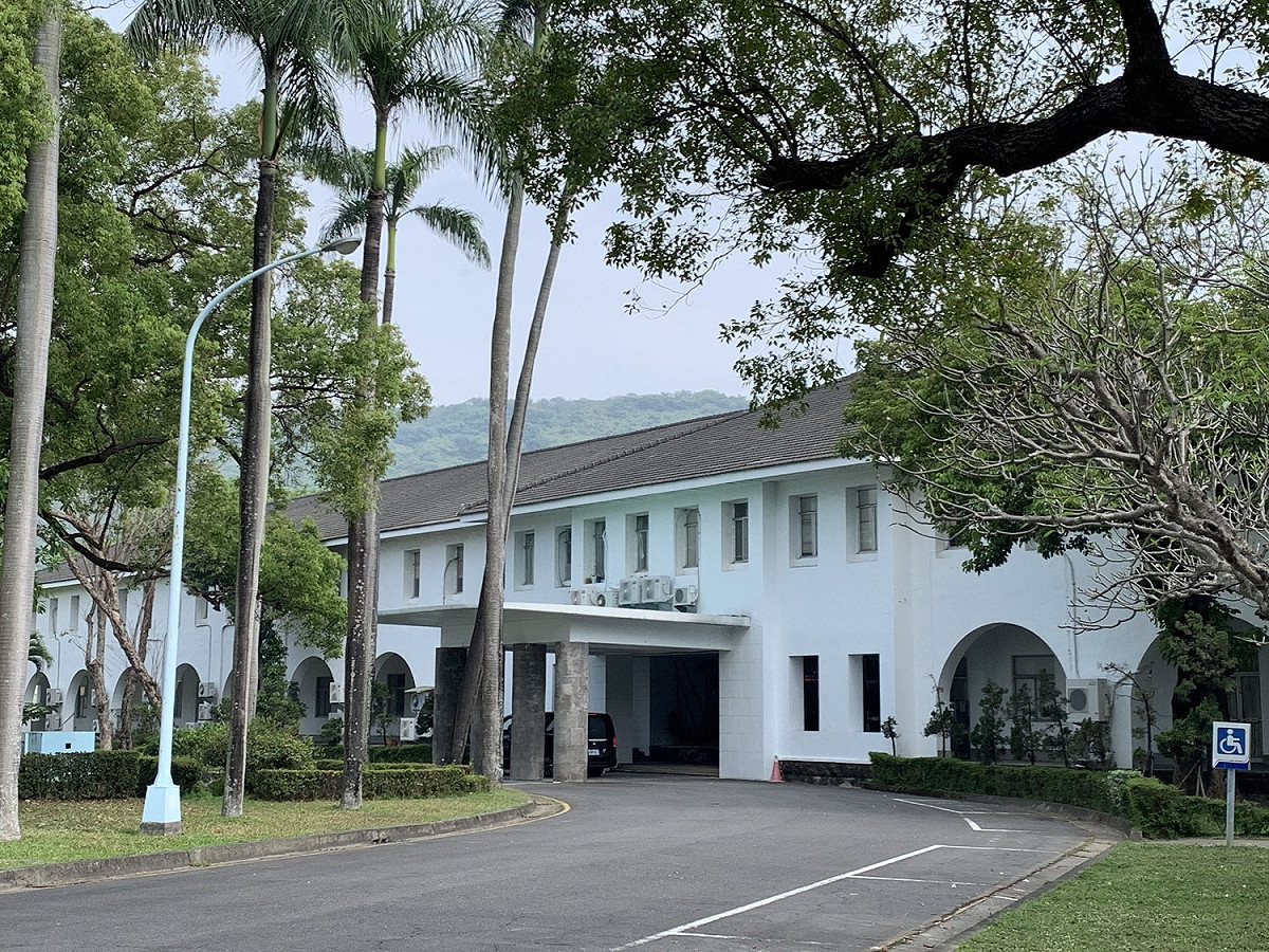 中油高煉廠總辦公廳。 圖：高雄市文化局提供