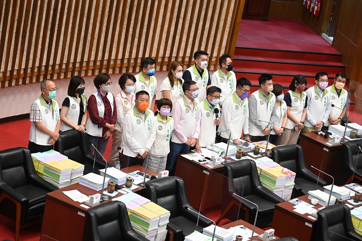 高市議會民進黨團期許市府團隊繼續努力。 圖：高市議會民進黨團提供