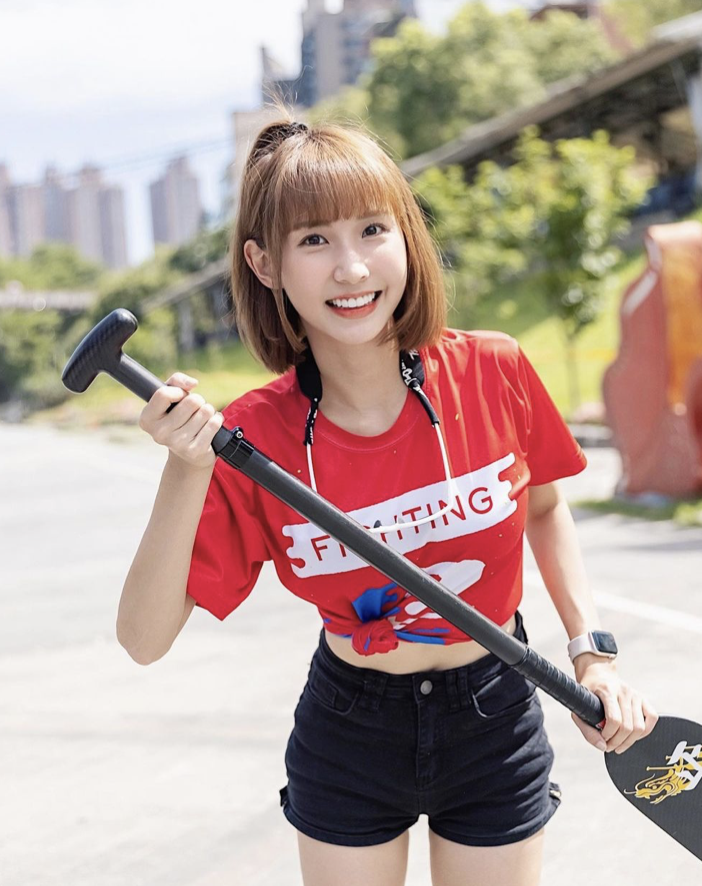 她過去曾擔任過節目《全明星運動會》三季的紅隊經理。