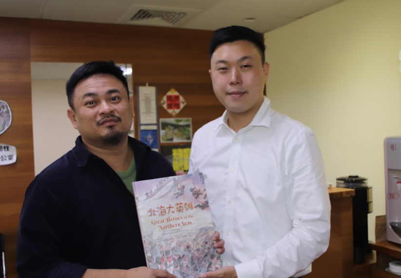 洪申翰(左)與李問(右)。 圖：洪申翰辦公室提供