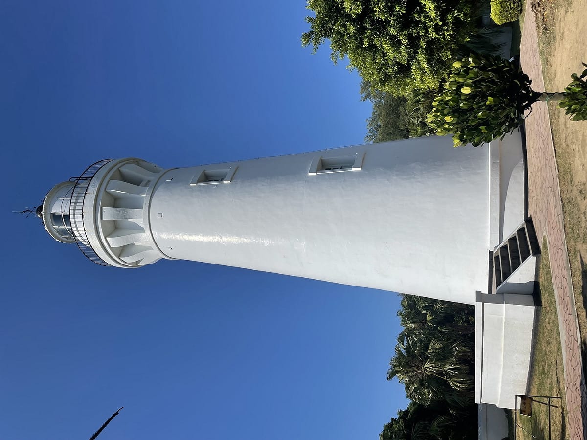 桃園最美純白古蹟白沙岬燈塔園區，將於8月15日至22日暫時關閉。 圖：交通部航港局 /提供