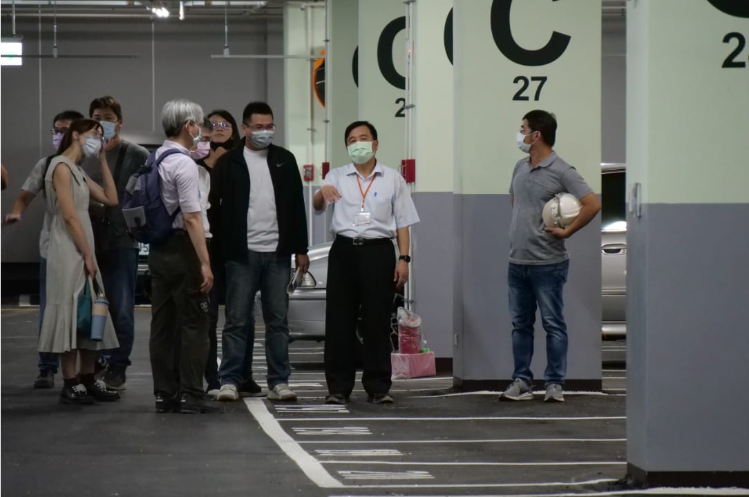 忠孝國中停車場巡視。 圖：新北市交通局提供