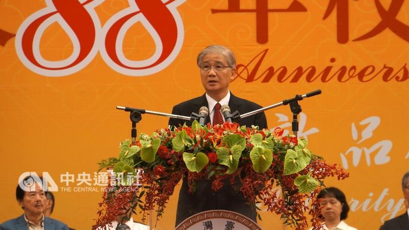 對於郭明良論文造假事件，台大校長楊泮池15日表示不知情，且將成立88年來第一個校級特別委員會，最快年底前能查明真相。 圖：中央社