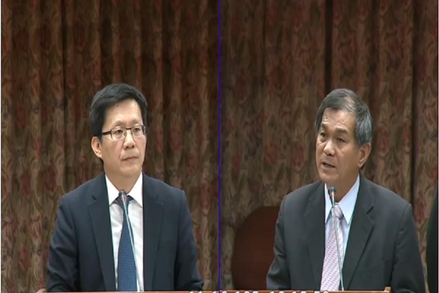 科技部長楊弘敦(右)16日赴立法院接受備詢。圖為民進黨籍立委張廖萬堅的質詢畫面。 圖：翻攝立院隨選視訊系統(IVOD)