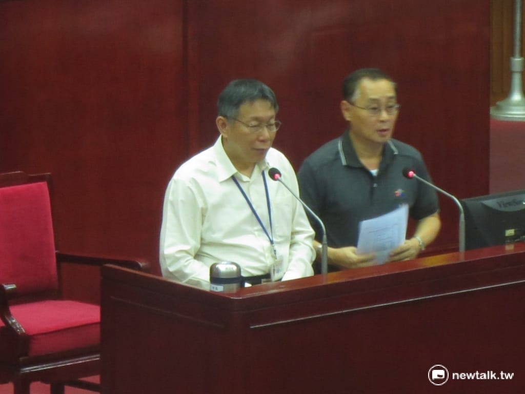 台北市長柯文哲18日赴市議會備詢。 圖：呂佳峻/攝