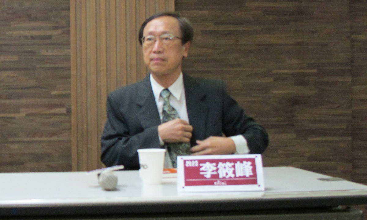 對於蔡英文婉拒請客事件陷入羅生門，李筱峰自嘲，現在就去檢查他有沒有幻想症。 圖：林朝億/攝