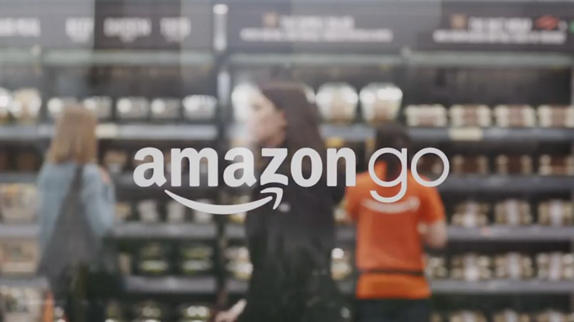 網路電商亞馬遜（Amazon）計劃推出免結帳的實體商店，消費者只需要登入手機應用程式，店內所有商品都可以「拿了就走」，電腦系統會自動結算帳單。 圖：翻攝youtube
