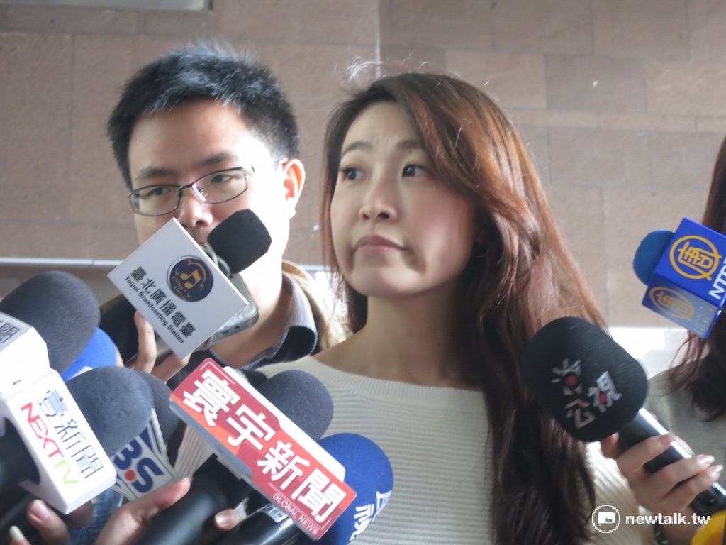工會副理事長龎閔億會前受訪時表示，期待資方應提出新方案，否則對雙方而言，只是互相消磨、浪費時間。 圖：呂佳峻/攝