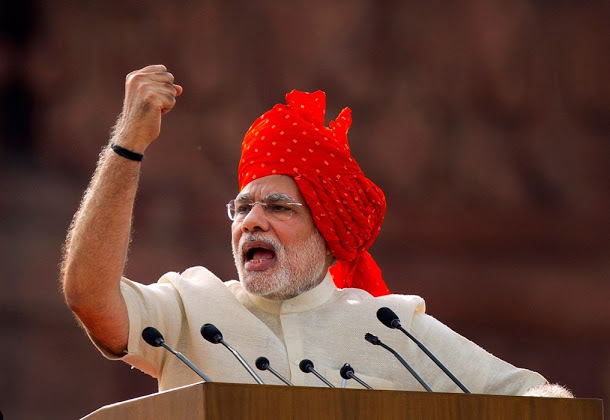 印度總理莫迪(Narendra Modi)實施廢鈔政策引發民怨，最高法院9日開庭，要求政府確保每個存戶提領上限金額時不會被銀行拒絕。    圖：達志影像/美聯社資料照片