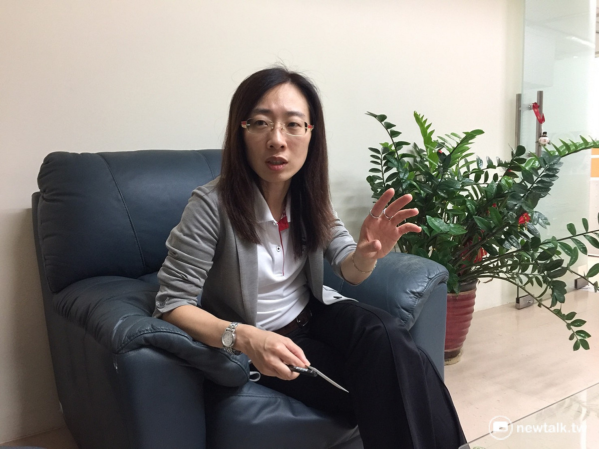 台北市法務局長袁秀慧在接受《新頭殼》專訪時直言，市府已經沒有本錢拖下去，盼能拼明年下半年能復工，復工後立即與遠雄重新議約。 圖：柯昱安/攝