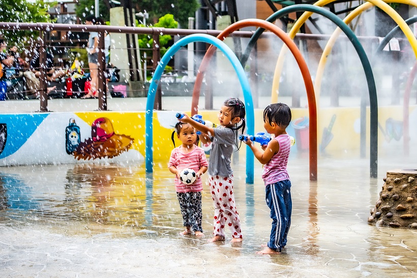 親子消暑沁涼的避暑勝地。 圖：新北市水利局/提供