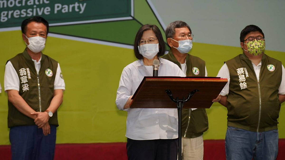 民進黨主席蔡英文出席民進黨嘉義提名候選人授旗誓師大會。 圖：民進黨/提供