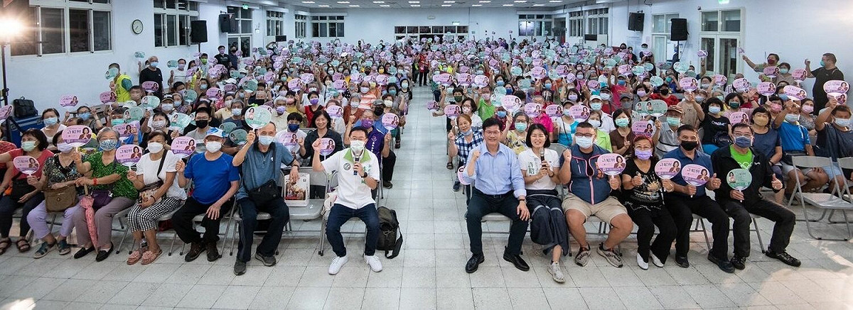 林佳龍到永和參加市議員參選人許昭興舉辦的系列市政座談會，現場人氣爆滿。 圖：林佳龍競辦提供