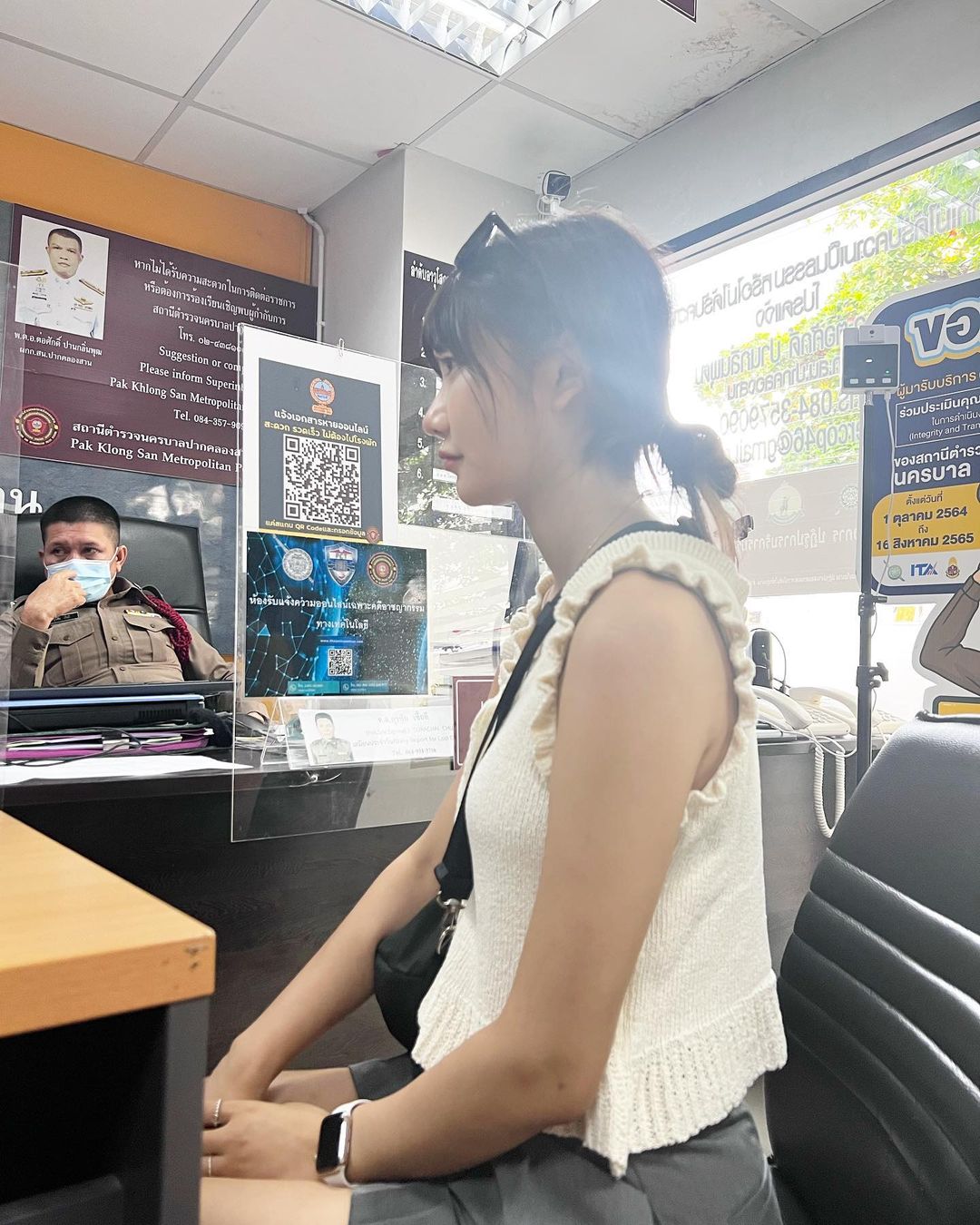 愛莉莎莎在泰國遊玩，錢包、相機被偷。