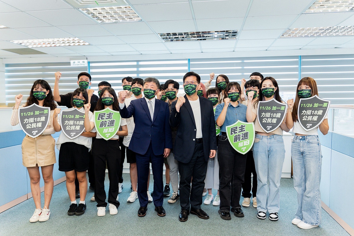 林佳龍強調，他和台北市長參選人陳時中都有許多支持青年的政策，兩人從政以來一路都非常支持青年。 圖：林佳龍競選辦公室提供