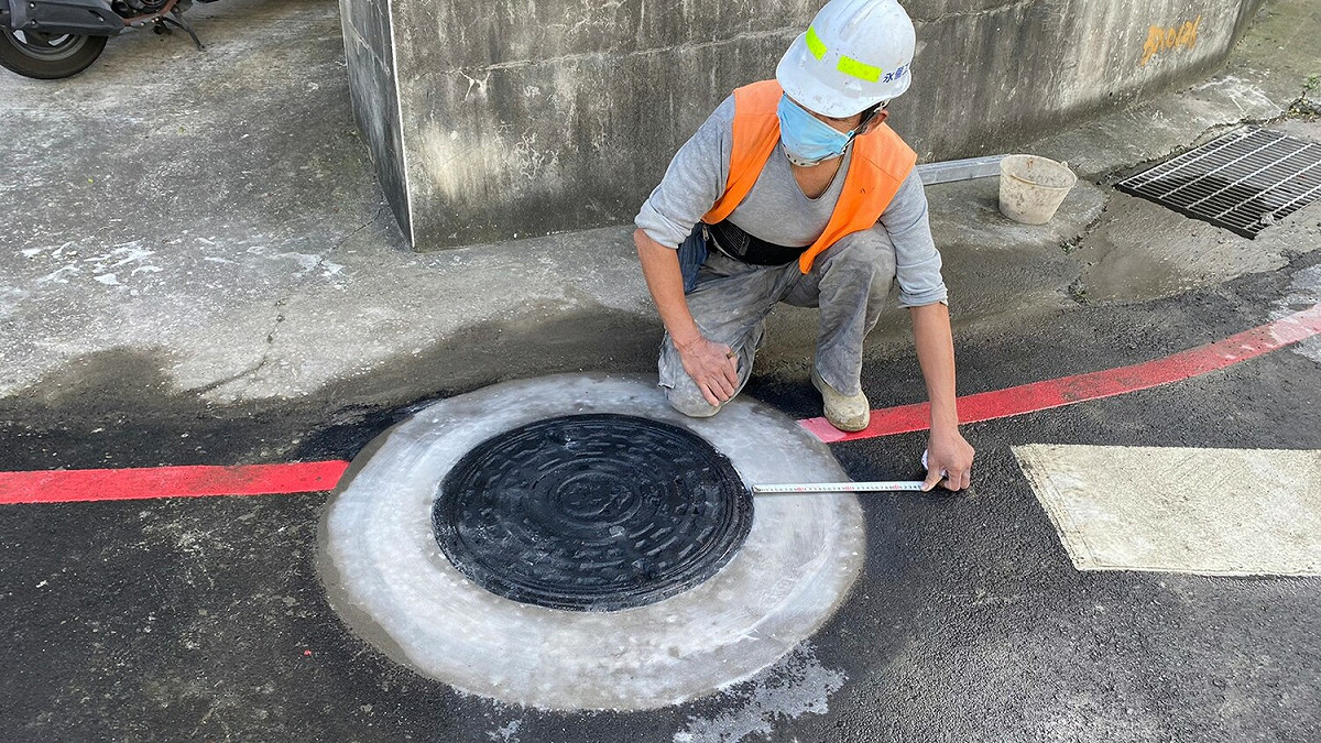 水利局使用NSC圓形切割調平工法，不僅施工便利、耐久性佳，外觀更為平整美觀。 圖：新北市水利局提供