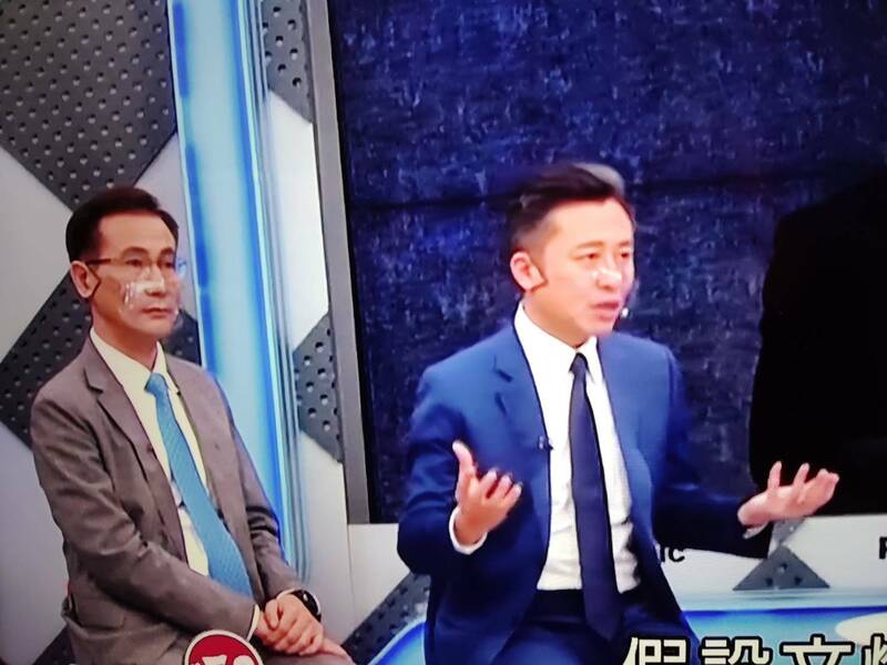 林智堅和鄭運鵬合體接受電視節目「民視辣新聞」專訪。 圖：擷取自民視辣新聞