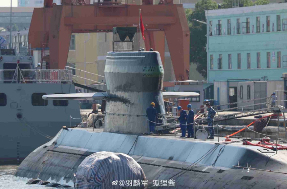 中共海軍的最新潛艇039D 型。