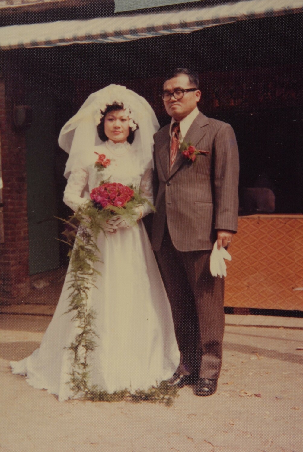 1977年10月31日，「台灣自救運動宣言」起草人魏廷朝（右）與張慶惠（左）結婚。 圖：魏筠提供