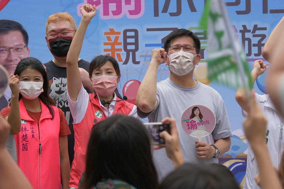 林佳龍致詞時大力推薦陳乃瑜表示，陳乃瑜正是為了下一代挺身而出，他希望陳乃瑜能夠順利當選。 圖：陳乃瑜競辦提供