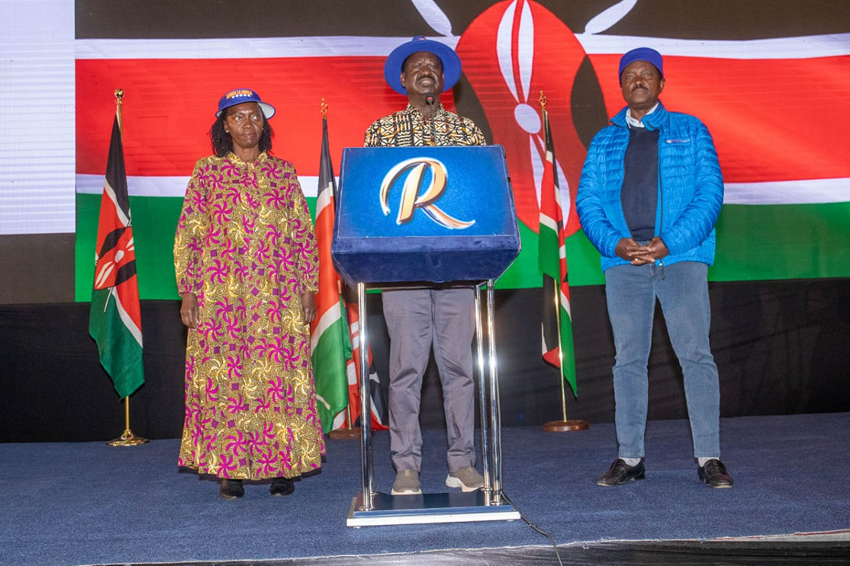 肯亞選委會15日宣布，現任副總統魯托（William Ruto）以不到2個百分點的些微差距擊敗對手歐丁嘉（Raila Odinga），贏得8月9日的總統大選。 圖/Raila Odinga @RailaOdinga推特