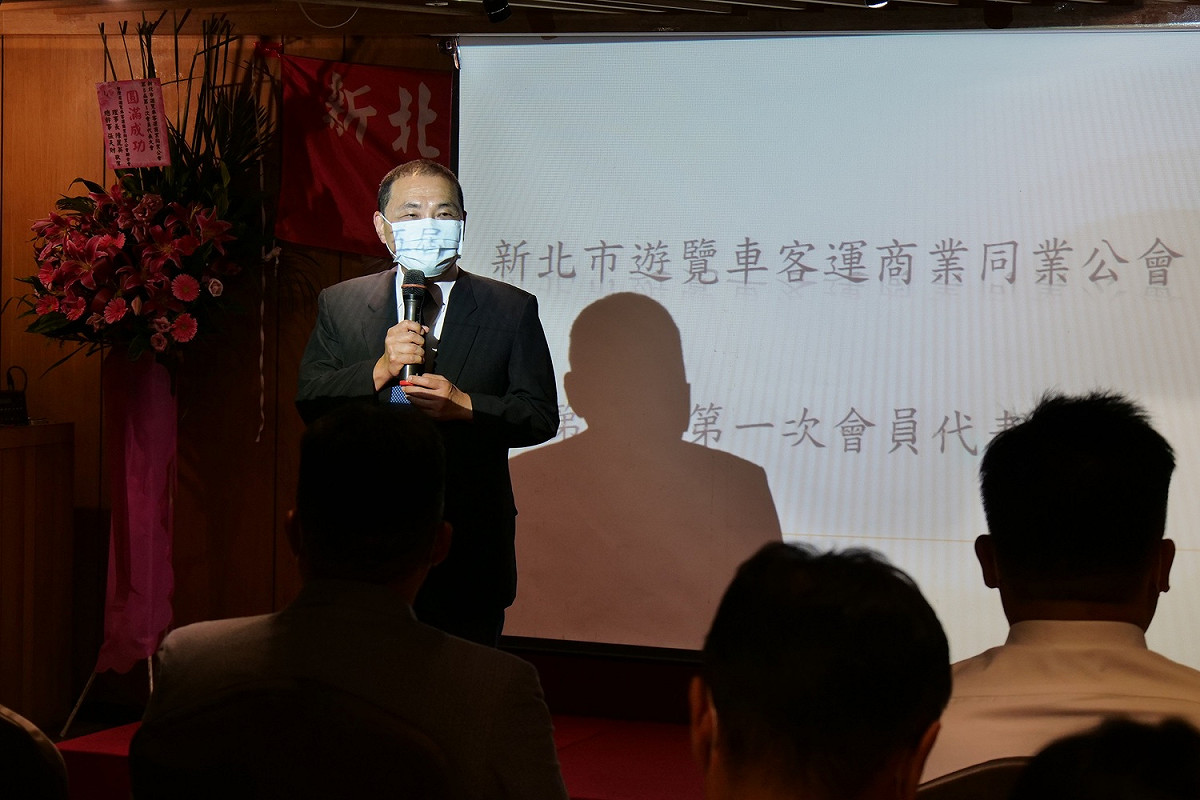 侯友宜現場致詞。 圖：新北市交通局提供