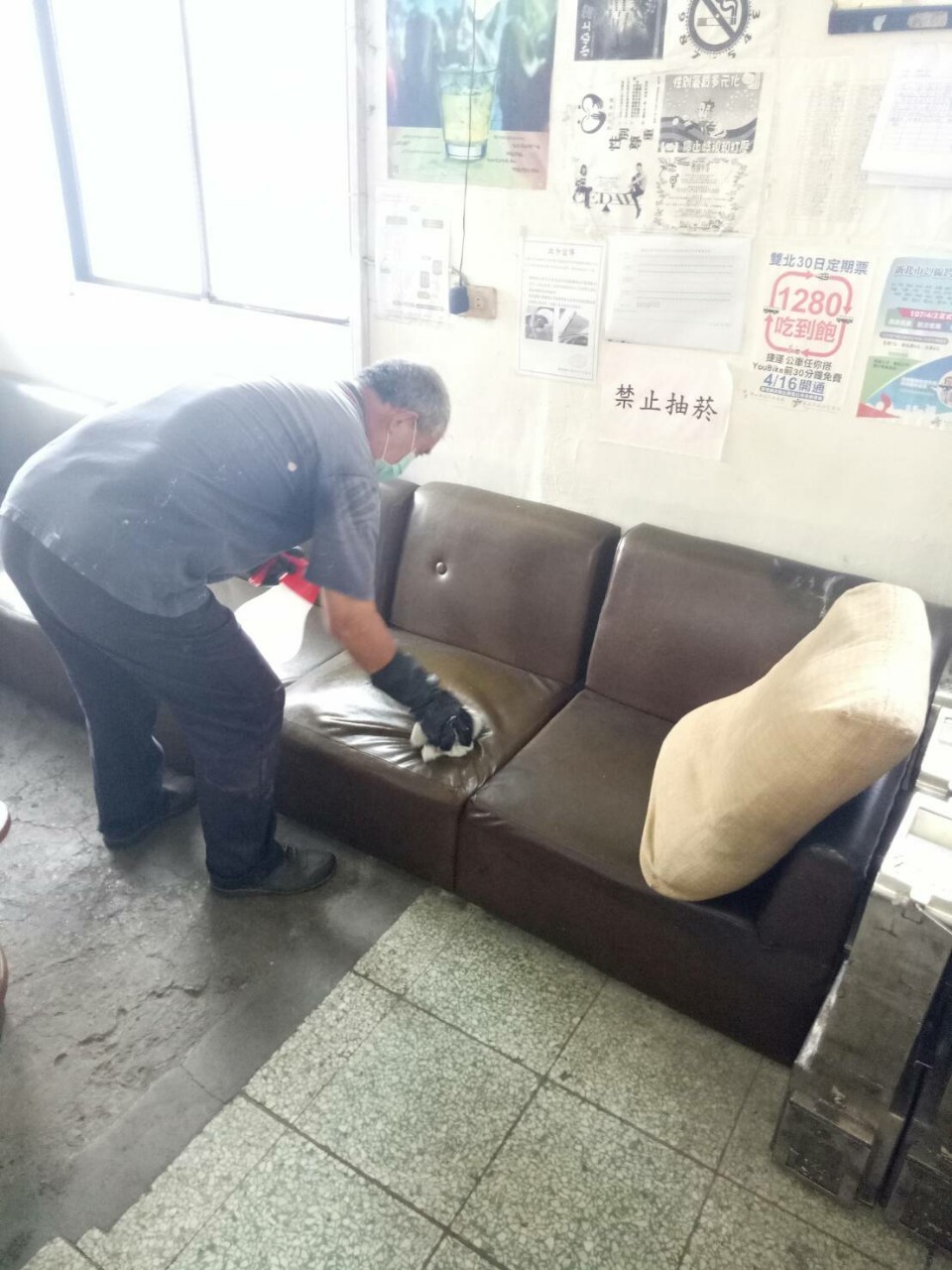 站內清消。 圖：新北市交通局提供