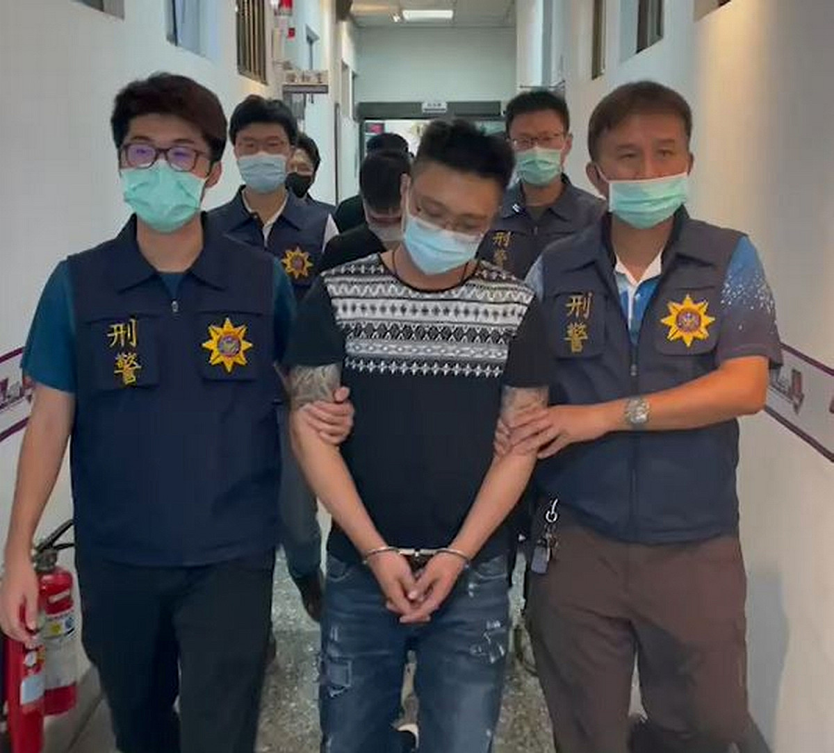 嘉義縣警方偵破柬埔寨人蛇集團，同時查獲毒品分裝工廠。 圖：嘉義縣警局/提供