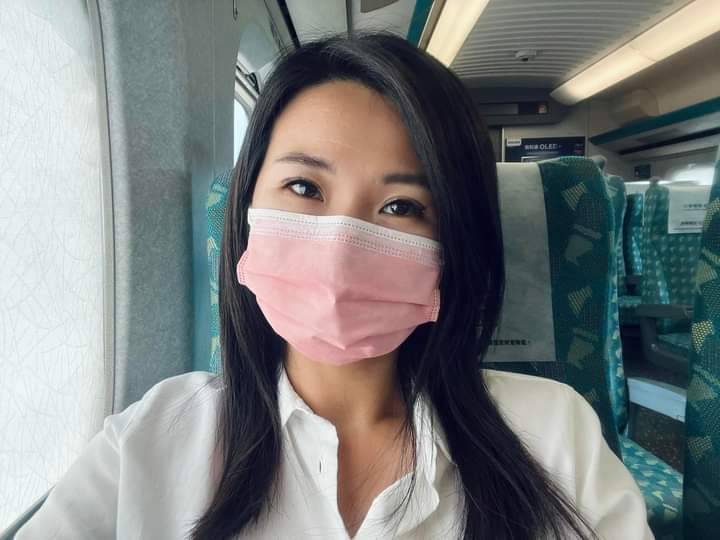 李雨蓁酸柯志恩不要自我感覺良好。 圖：翻攝臉書