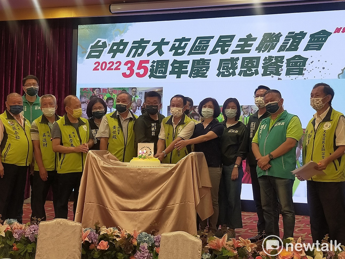 蔡其昌出席大屯區民主聯誼會35週年慶感恩餐會。 唐復年/攝
