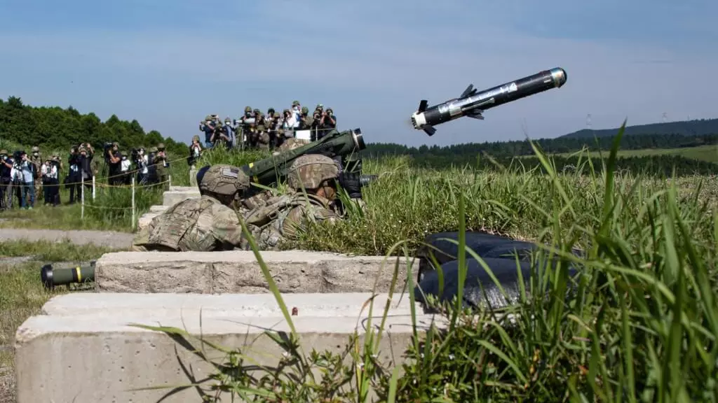 美國陸軍首次在日本境內實彈射擊標槍飛彈。 圖:翻攝自美國陸軍 U.S. Army Japan