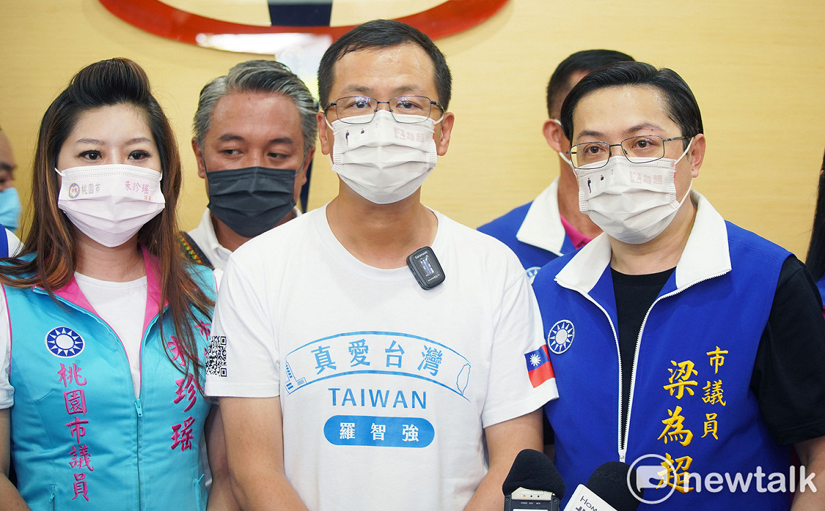 羅智強認為民進黨的跋扈已失民心，預言年底的選舉，民進黨在北台灣將全面崩盤。 圖：林昀真/攝