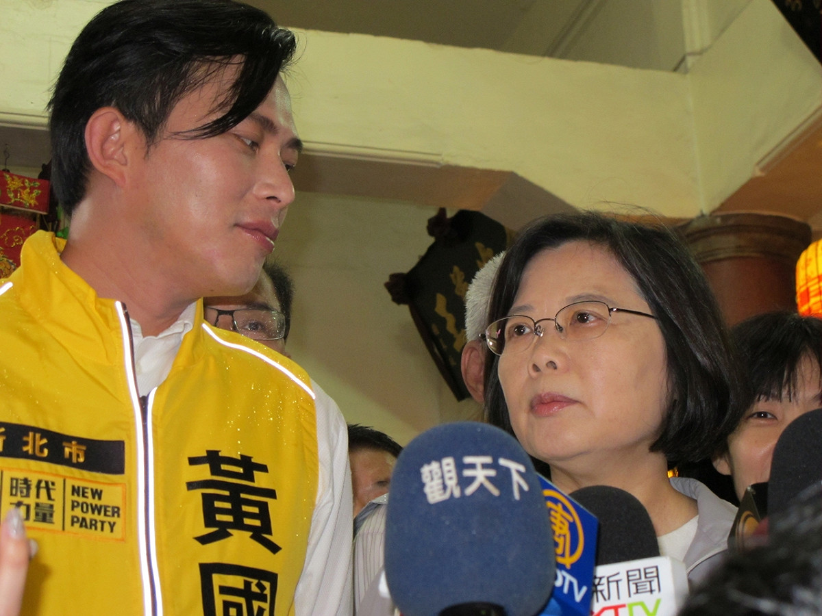 總統府15日證實，總統蔡英文曾在10月與黃國昌為勞基法修法案見面。但是，對於媒體報導蔡英文事後十分不悅一事，府方不作出回應。 圖：薪頭殼資料照片