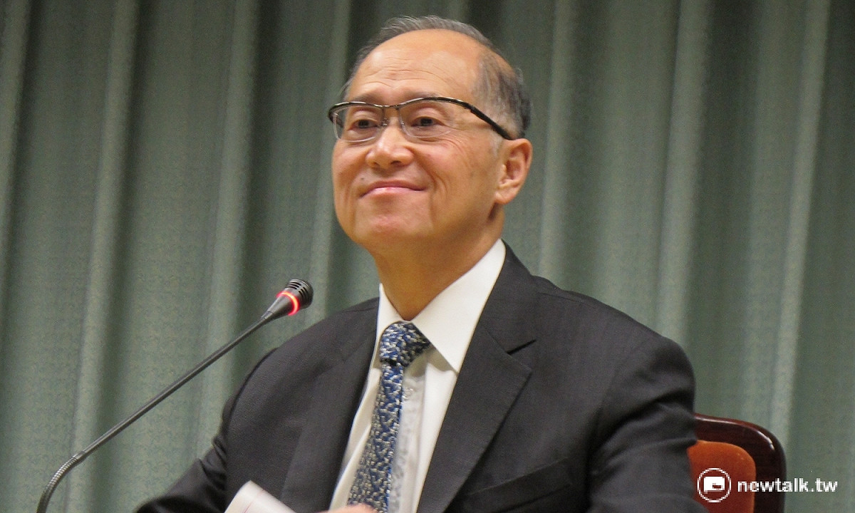 外交部長李大維21日表示，20日晚間得知聖多美普林西比將與台灣斷交時，深夜就把總統蔡英文叫醒。 圖：林朝億/攝