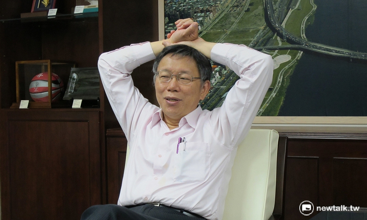 台北市長柯文哲22日接受《新頭殼》專訪時表示，政治上不需要討好所有的人。 圖：林朝億/攝